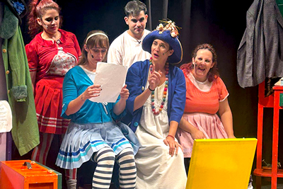 Salida de primer grado al teatro